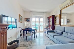 TRILOCALE ALL'EDILNORD CON DOPPIO BALCONE