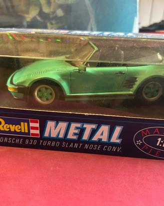 Revell Porsche 930 Turbo Slant Nose Conv. 1:18