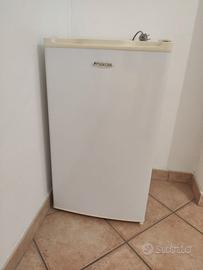 Frigorifero SEKOM Shft14sm1we0