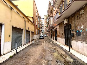 MONOLOCALE A FOGGIA