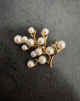 Spilla Gioiello oro e perle Mikimoto