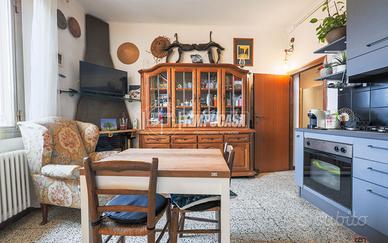 BOLOGNINA - TRELOCALI ULTIMO PIANO CON ASCENSORE