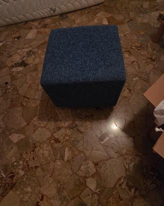 pouf in tessuto 