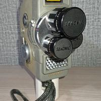 Cinepresa formato 8 mm, anni 60.
SEKONIC 