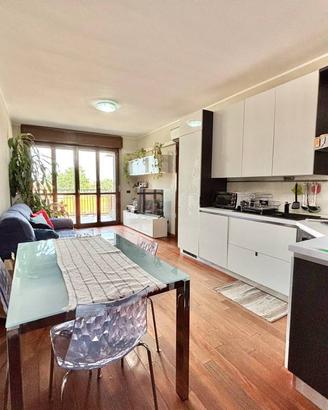 Appartamento di 88 m² con 2 locali e box auto a Pr