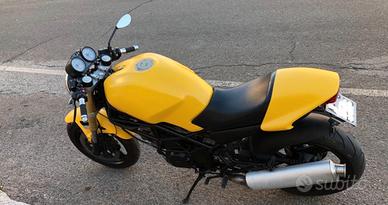 Ducati  monster 600