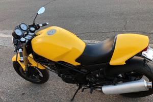 Ducati  monster 600