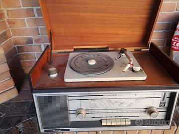 giradischi e radio 