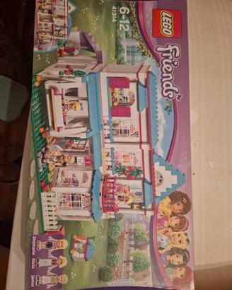 LEGO FRIENDS