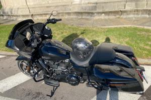Harley-Davidson Road Glide - 2024