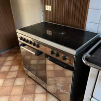 Cucina completa di tutto