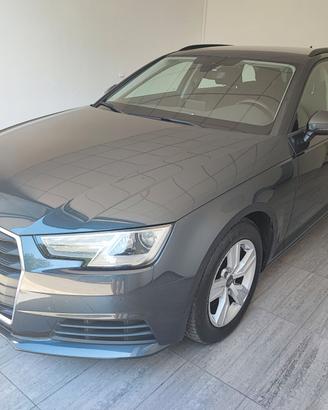 Audi A4 Avant 2.0 TDI 150 CV ultra S tronic Busine