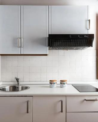 Cucina completa con piano a induzione + cappa