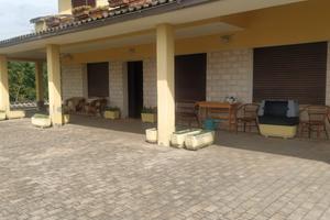 VILLA VISTA BOSCO con 3000mq terreno disponibili