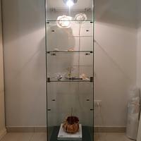 Vetrina espositore a colonna base 51 x 51 x 180 