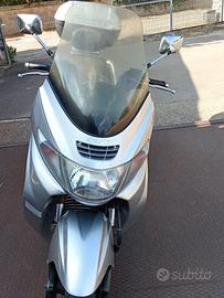 Suzuki AN Burgman 400