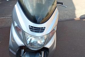 Suzuki AN Burgman 400