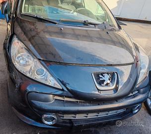 Peugeot 207 cc 1.6 16v per ricambi (2a)