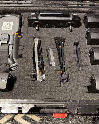 DJI Mavic 3 Cine Combo