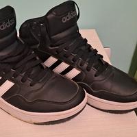 SCARPE ADIDAS N.38 e 1/2
