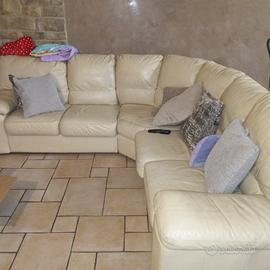 Divano pelle avorio