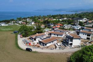 VILLA SINGOLA A LAZISE