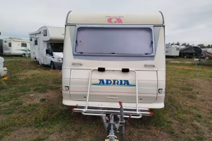 Roulotte Adria 390