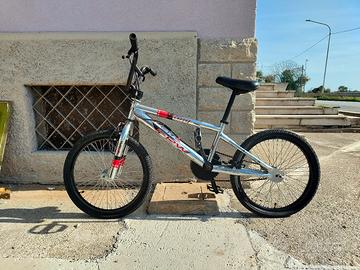 Bicicletta BMX