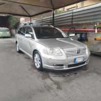 Toyota Avensis d4d TD station wagon anno 2003