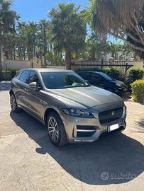 Jaguar F- Pace