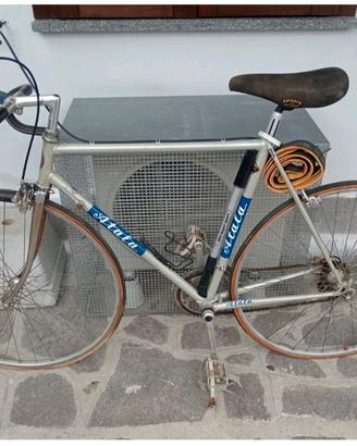 Bicicletta da corsa Atala canpione del mondo 1982