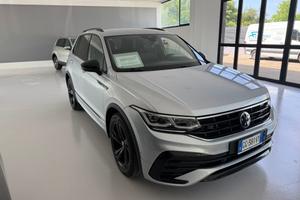 Volkswagen Tiguan 2.0 tdi R-Line 150cv dsg