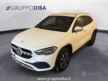 Mercedes-Benz GLA GLA-H247 2020 Benzina 180 E...