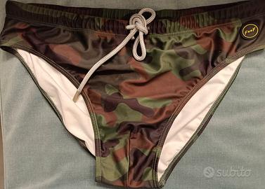 Costume uomo di marca