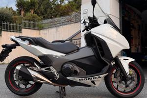 Honda Integra 750 - 2017