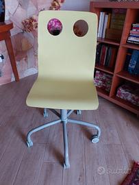 Sedia girevole per cameretta