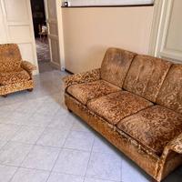 Divano e poltrona damascato giallo vintage