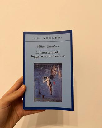 Milan Kundera - L’insostenibile leggerezza dell
