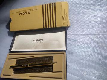 Penna a sfera interamente dorata Aurora Marco Polo