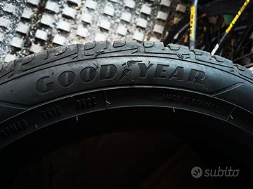 4 pneumatici estivi GoodYear 225/50R17 usati