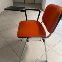 Sedia riunioni con ribaltina