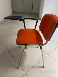 Sedia riunioni con ribaltina