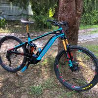 Mondraker level rr kashima