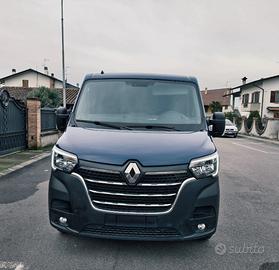 FURGONE RENAULT MASTER T33 2.3 DCI 135 CV. L1 H1