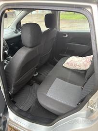 Ford fiesta anno 2005
