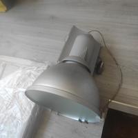 n. 3 lampadari a faro stile industriale 