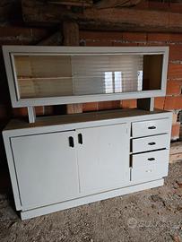 Vetrina e specchiera 