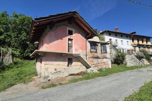 CASA SEMINDIPENDENTE A GIGNOD