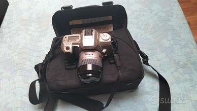 Macchina fotografica reflex 