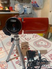 Videocamera schermo girevole